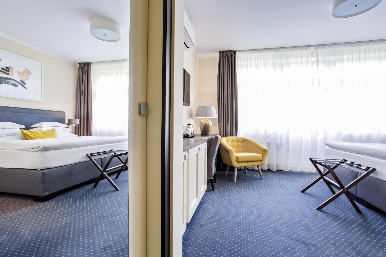 Mamma'S Boutique Hotel ปอดเยบราดิ ภายนอก รูปภาพ
